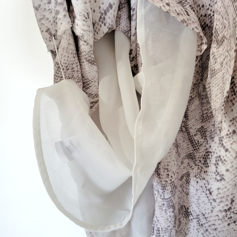 LOFT Snake Print Tie Waist Midi Lavender Beige Dress Size 2 - Picture 7 of 14